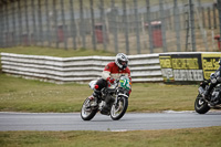 brands-hatch-photographs;brands-no-limits-trackday;cadwell-trackday-photographs;enduro-digital-images;event-digital-images;eventdigitalimages;no-limits-trackdays;peter-wileman-photography;racing-digital-images;trackday-digital-images;trackday-photos